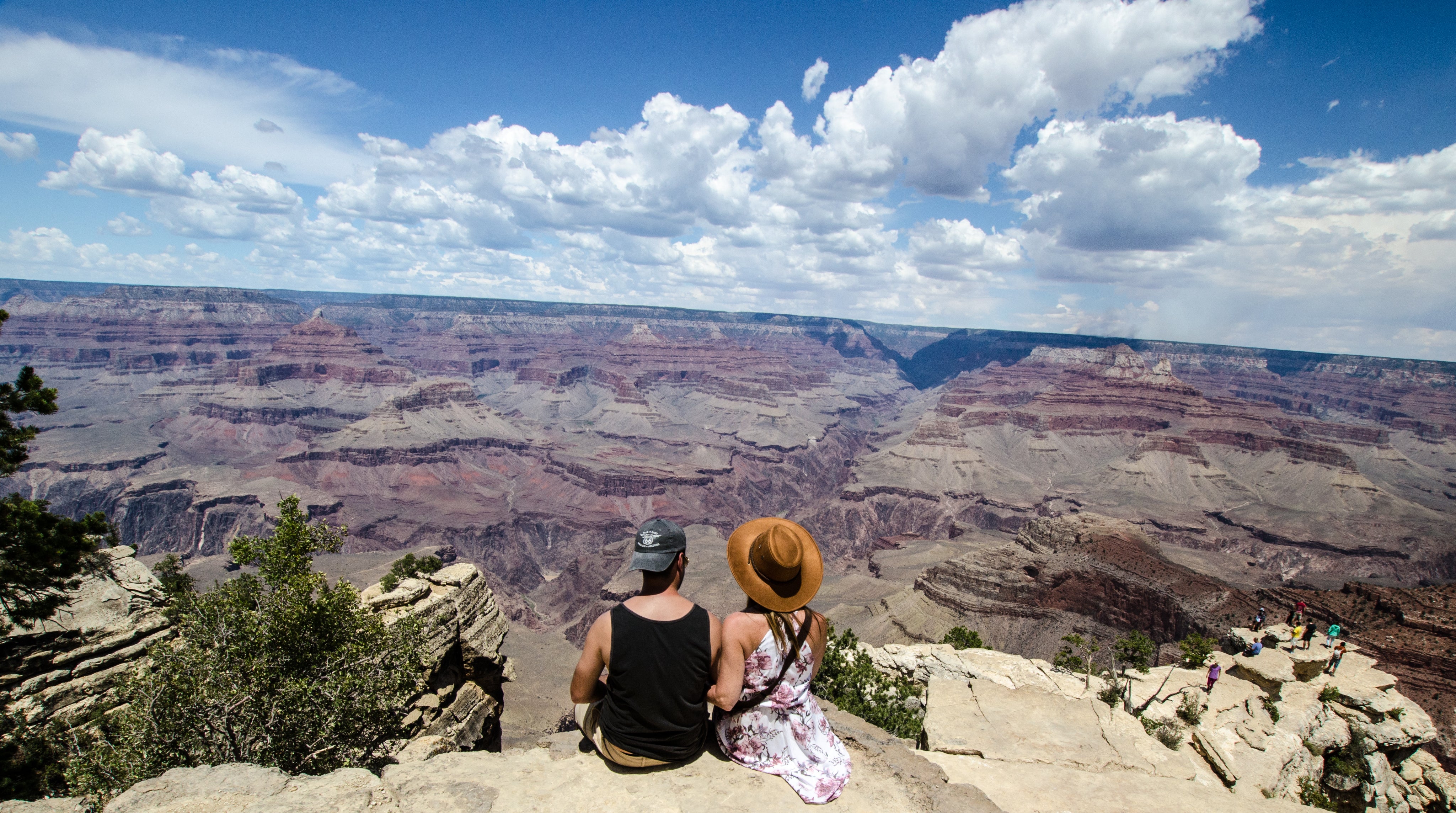 files/a-young-man-and-woman-chat-over-a-canyon.jpg
